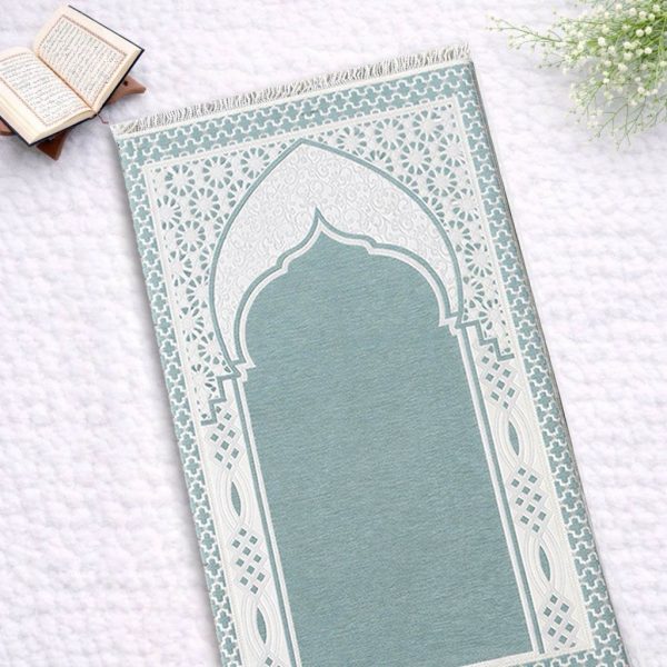 سجادة صلاة شانيل رغوية بحشوة الميموري فوم السميكة باللون التيفاني بنقوش إسلامية